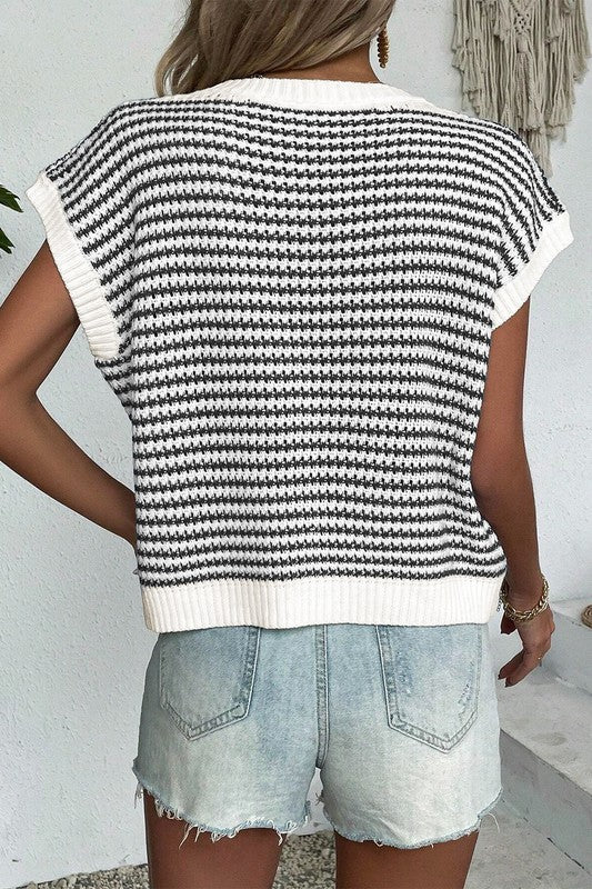 Stripe Ribbed Trim Loose Fit Knitted Sweater Vest